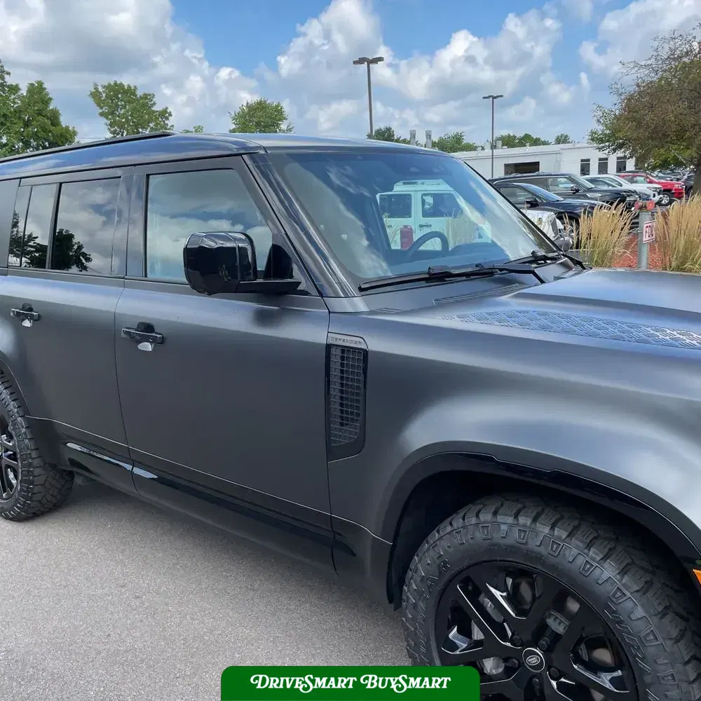 2024 Land Rover Defender 130 Outbound P400