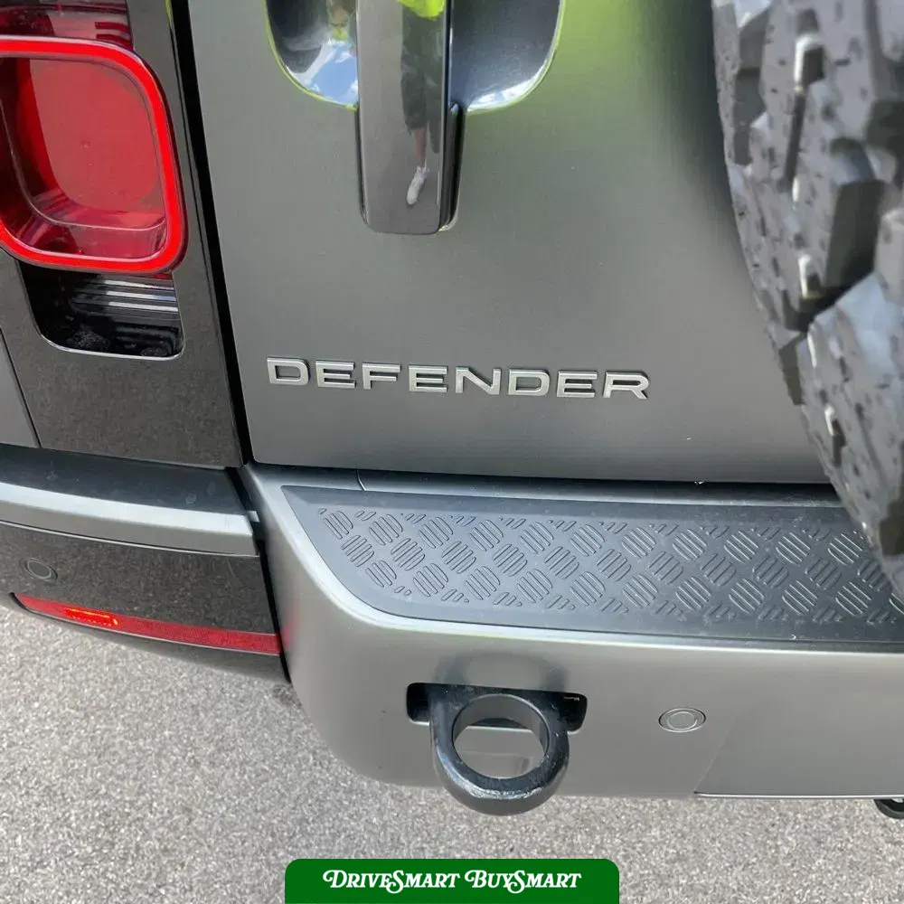2024 Land Rover Defender 130 Outbound P400
