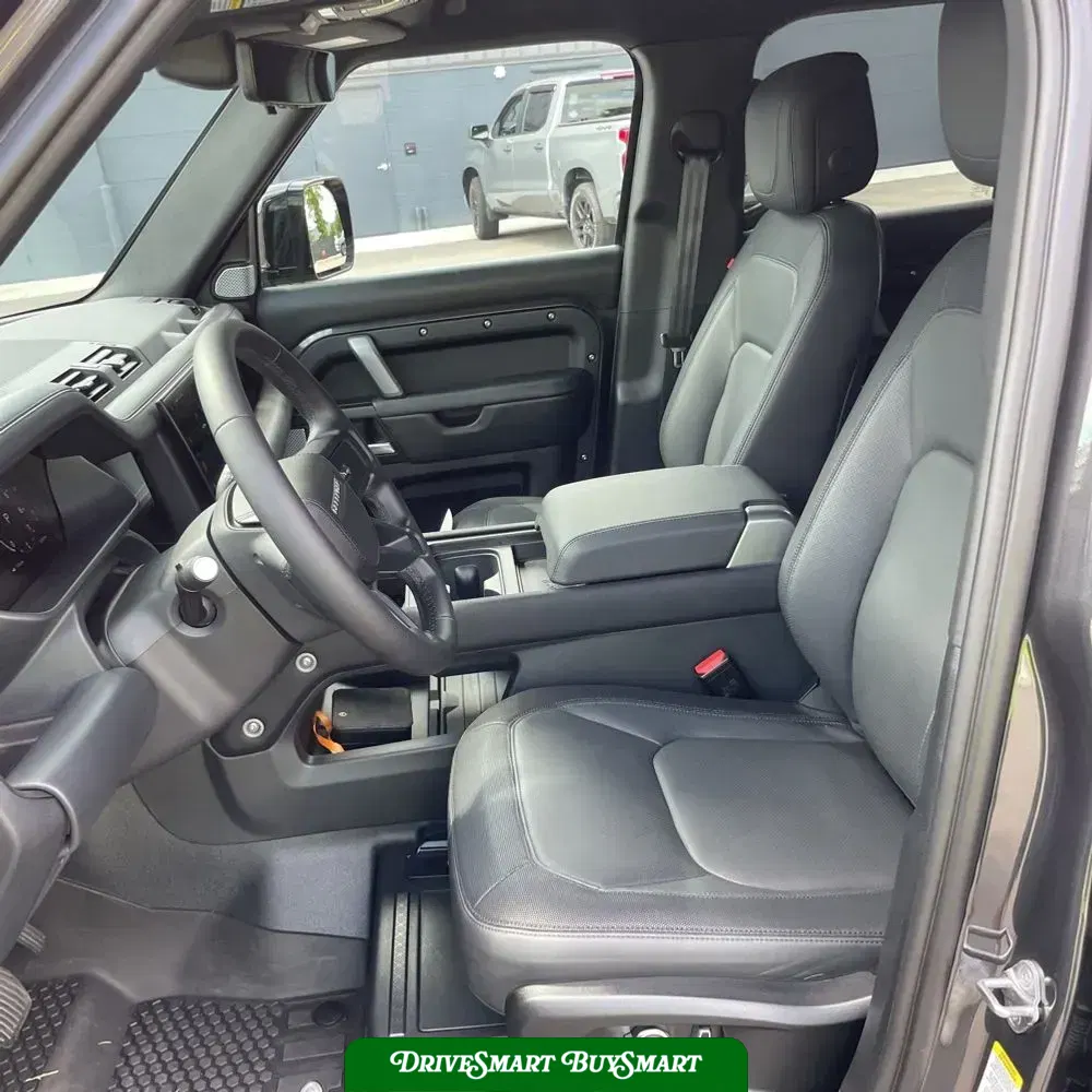 2024 Land Rover Defender 130 Outbound P400