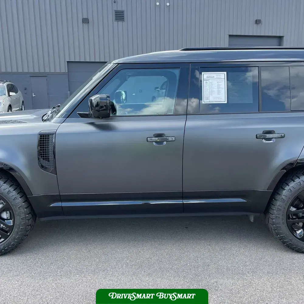 2024 Land Rover Defender 130 Outbound P400