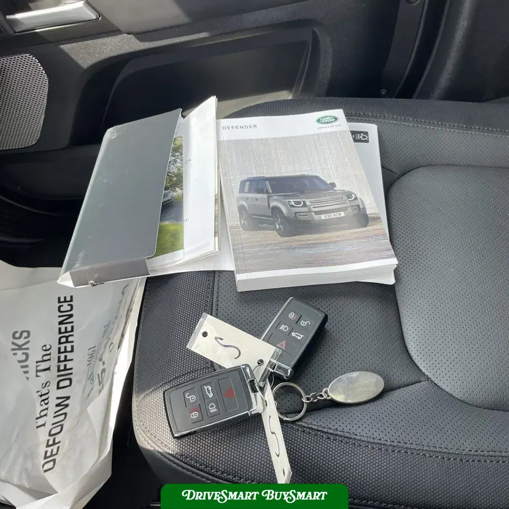 2024 Land Rover Defender 130 Outbound P400