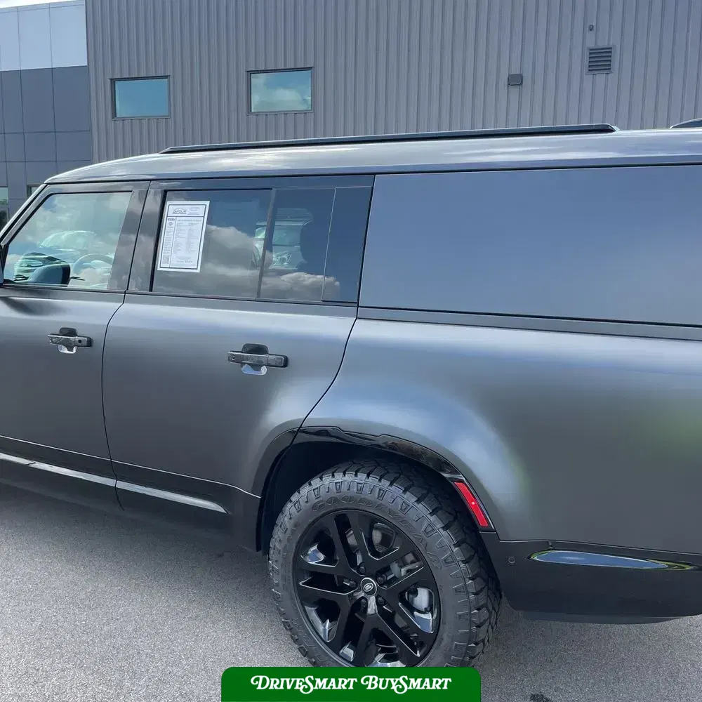 2024 Land Rover Defender 130 Outbound P400