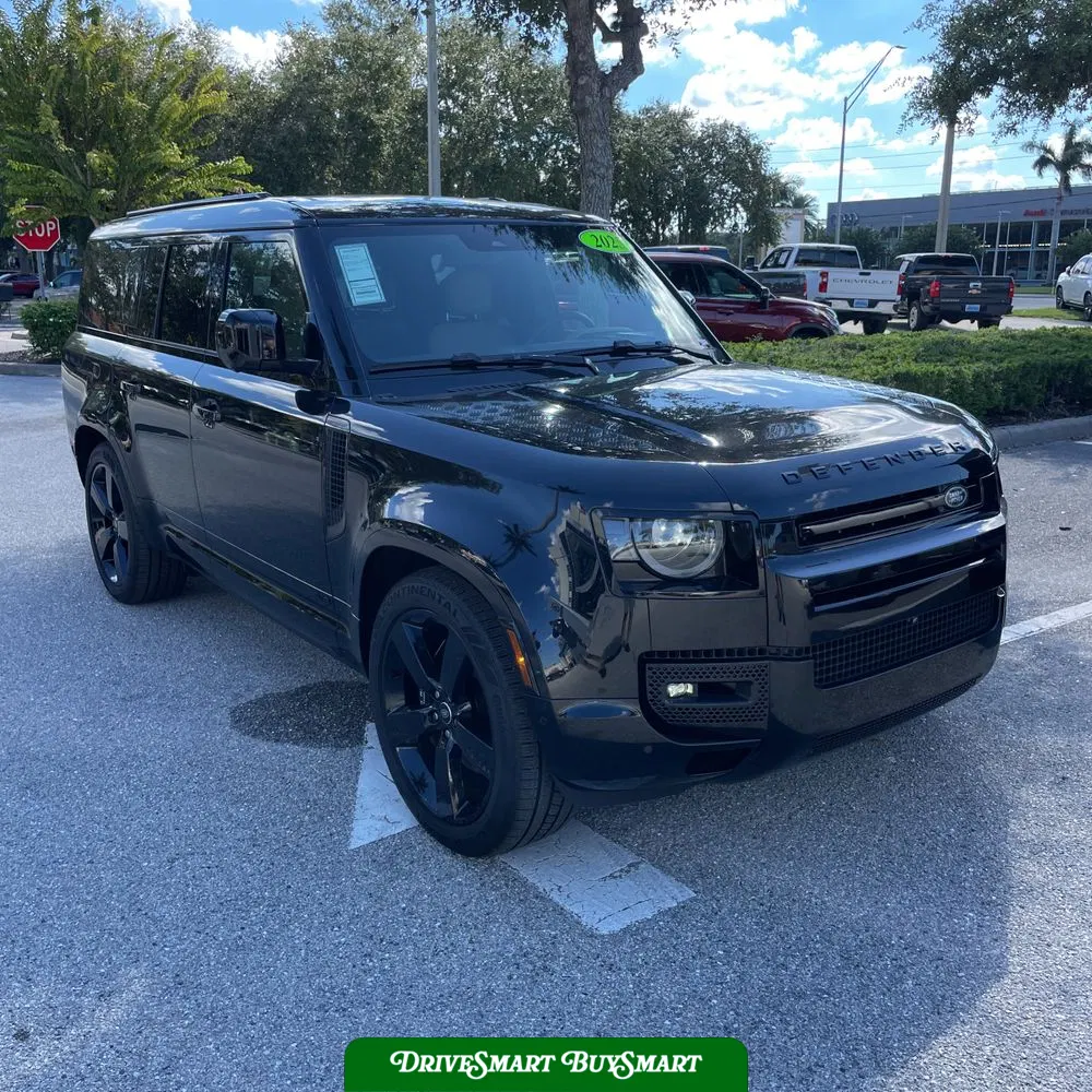 2025 Land Rover Defender 130 V8 P500