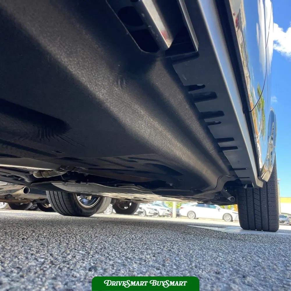 2025 Land Rover Defender 130 V8 P500