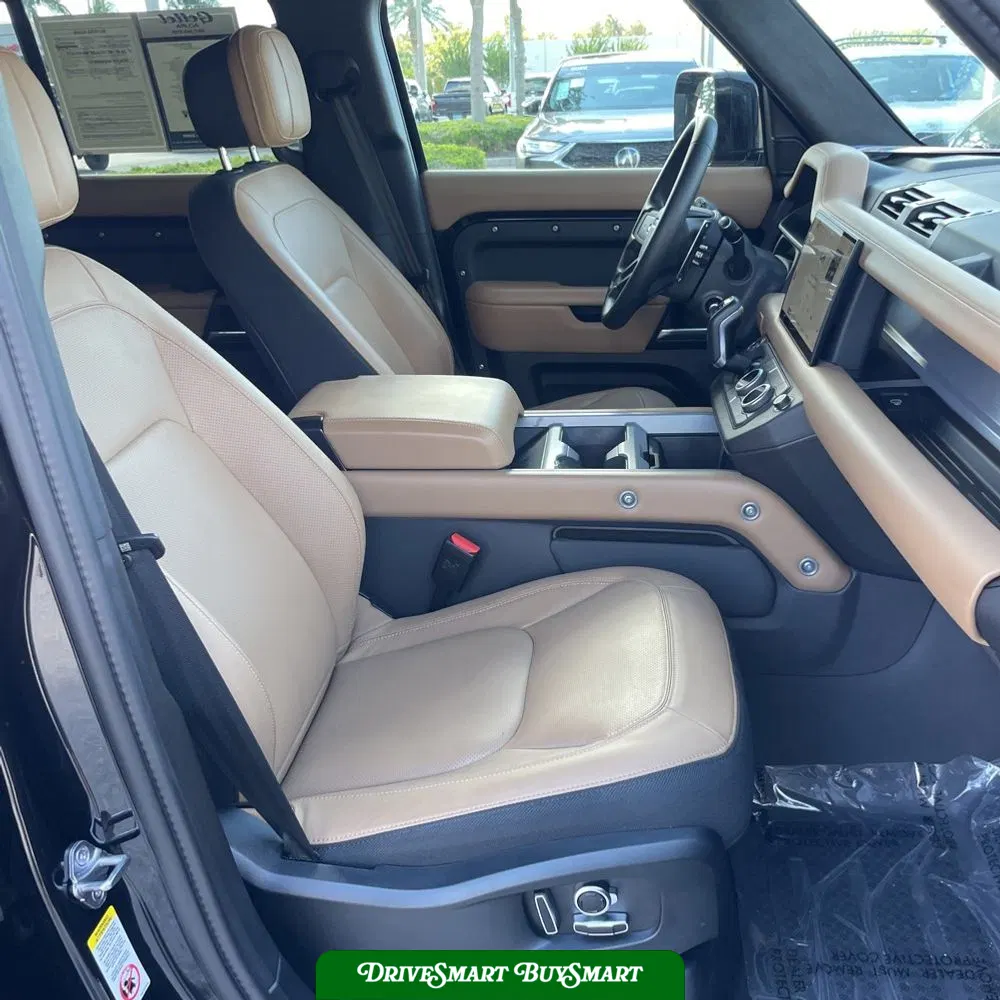 2025 Land Rover Defender 130 V8 P500