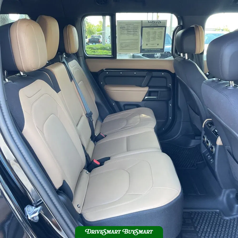2025 Land Rover Defender 130 V8 P500