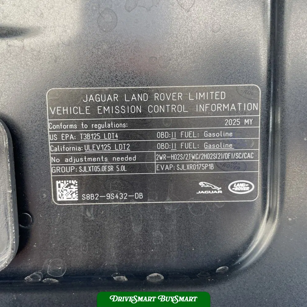 2025 Land Rover Defender 130 V8 P500