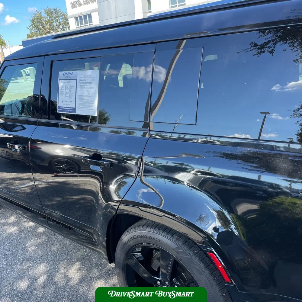 2025 Land Rover Defender 130 V8 P500