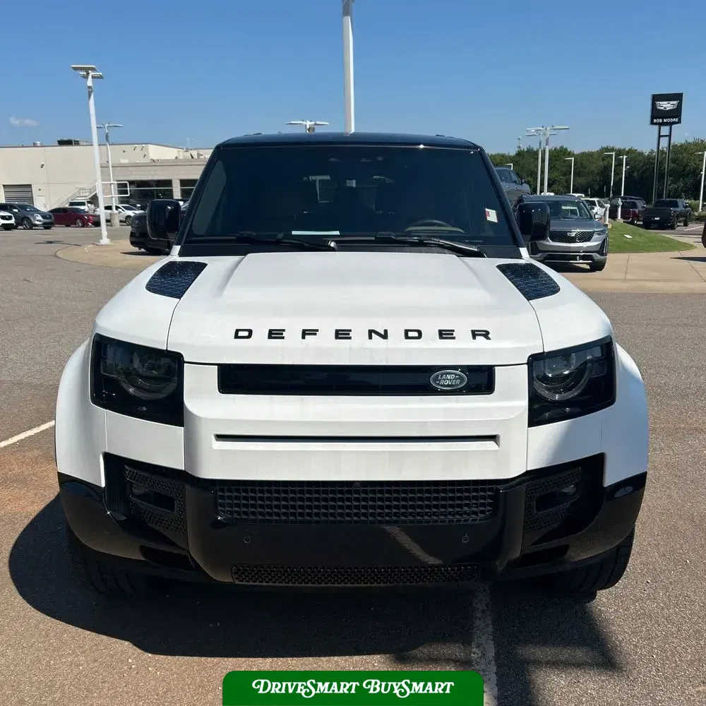 2025 Land Rover Defender 130 V8 P500
