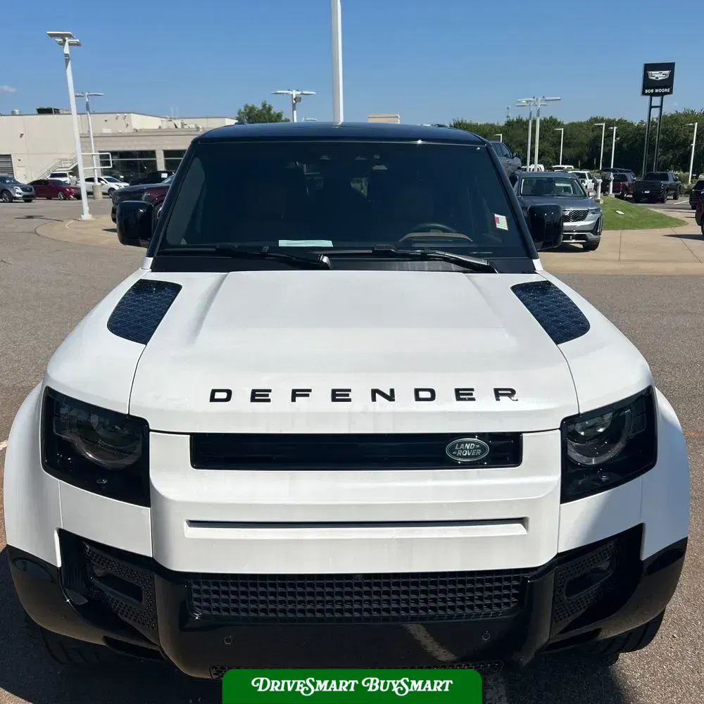2025 Land Rover Defender 130 V8 P500