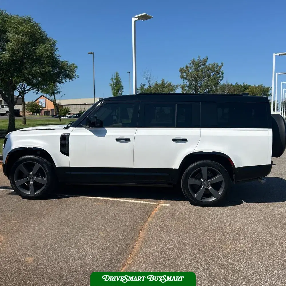 2025 Land Rover Defender 130 V8 P500