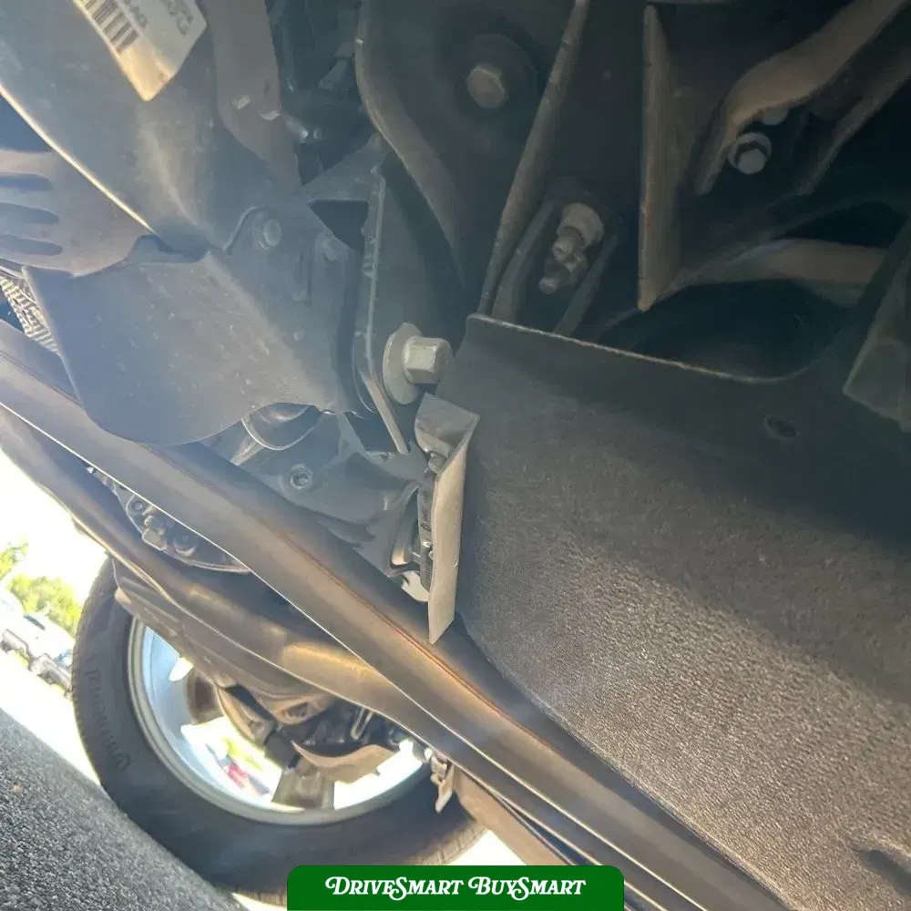 2025 Land Rover Defender 130 V8 P500