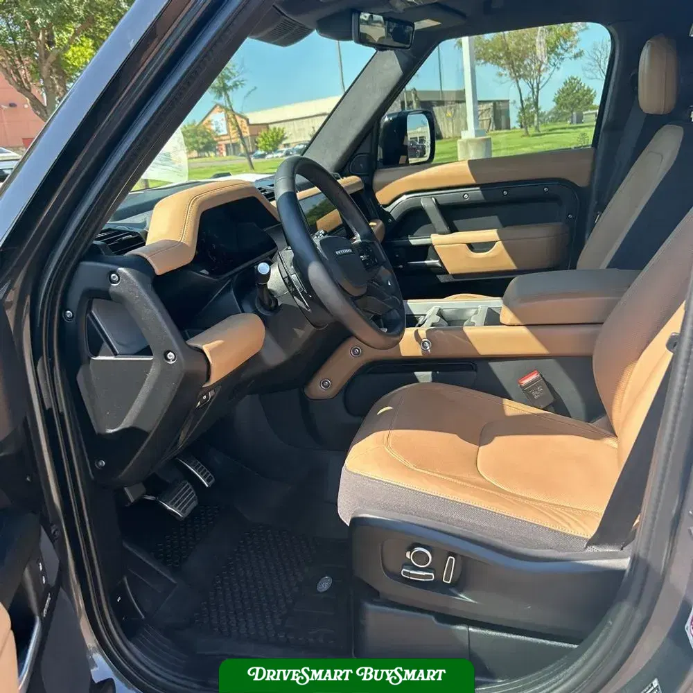 2025 Land Rover Defender 130 V8 P500