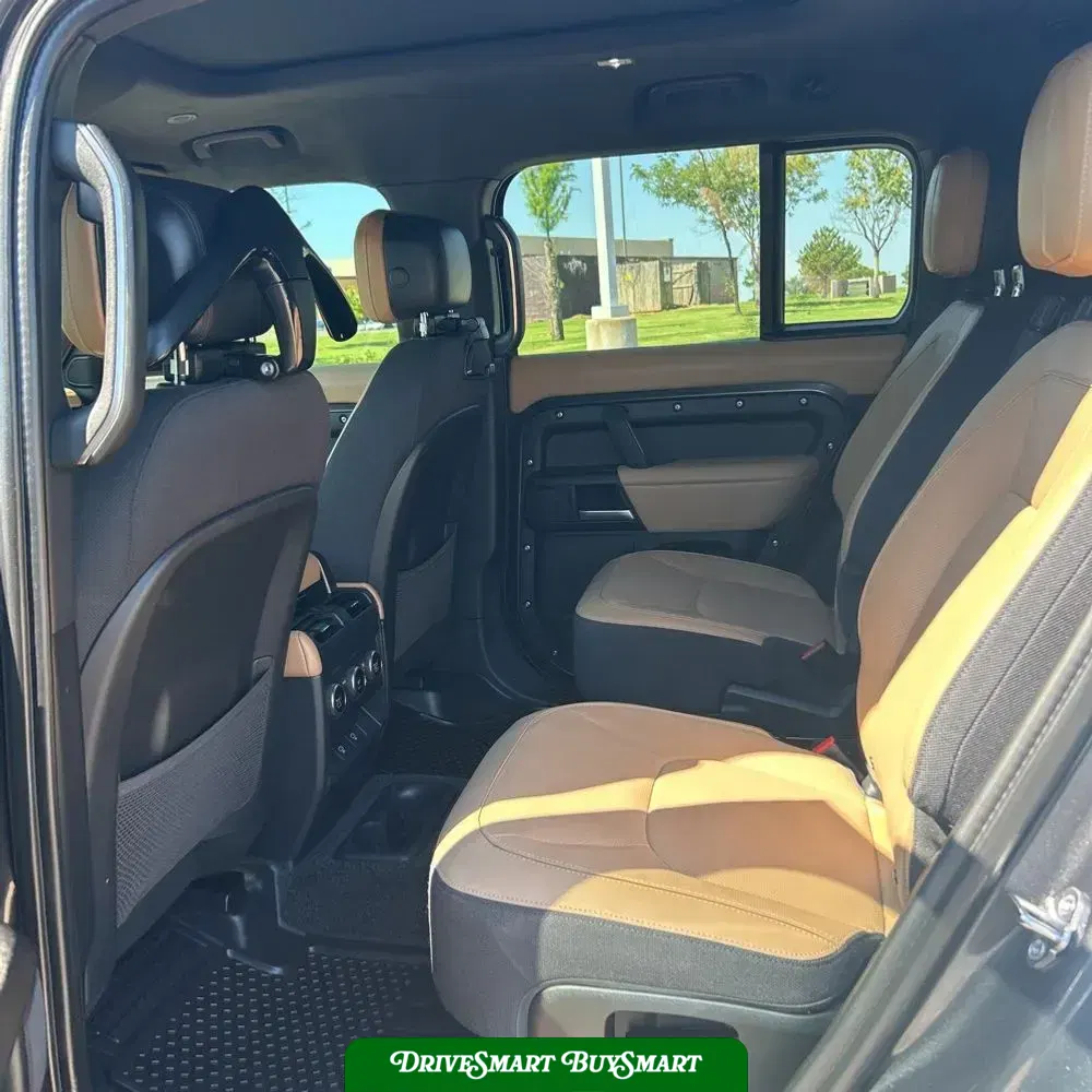 2025 Land Rover Defender 130 V8 P500