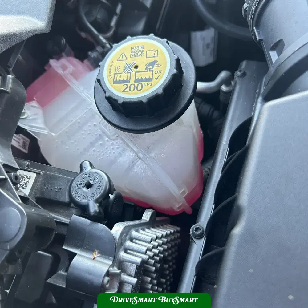 2025 Land Rover Defender 130 V8 P500