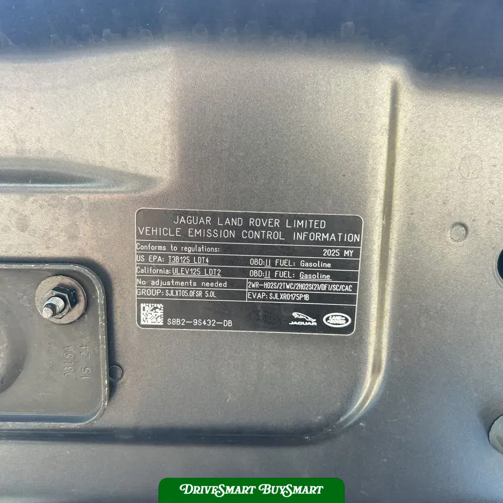 2025 Land Rover Defender 130 V8 P500