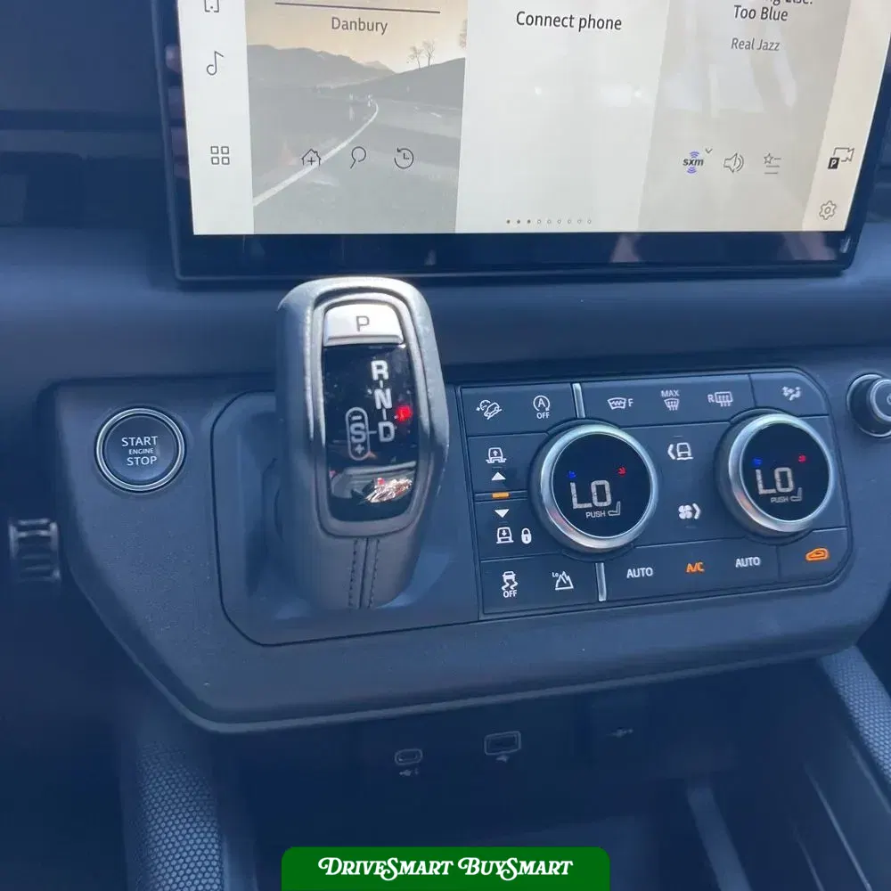 2024 Land Rover Defender 110 P400 X