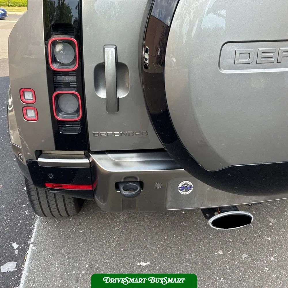 2024 Land Rover Defender 110 P400 X
