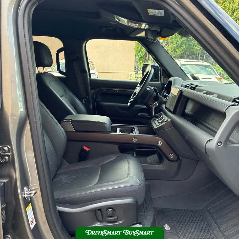 2024 Land Rover Defender 110 P400 X