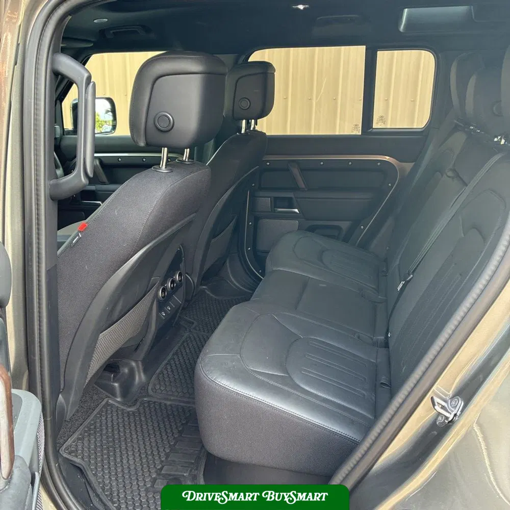 2024 Land Rover Defender 110 P400 X
