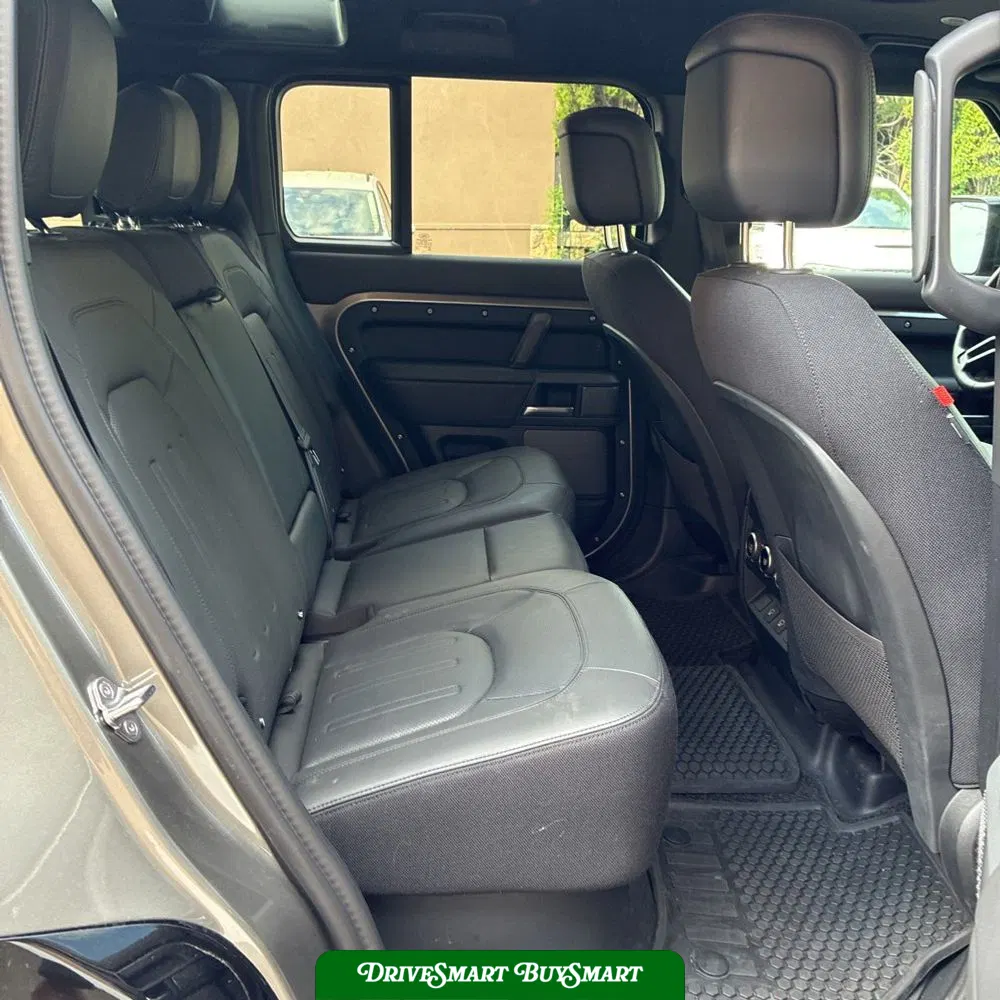 2024 Land Rover Defender 110 P400 X