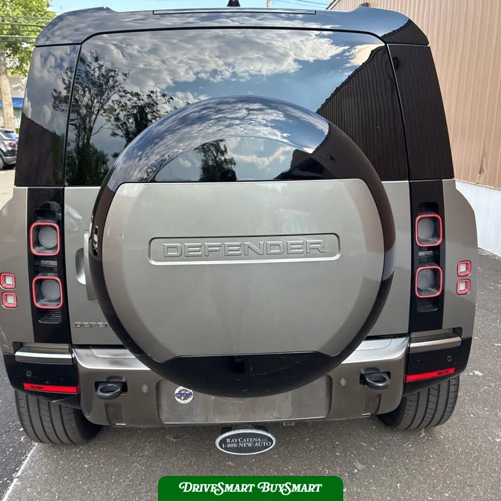 2024 Land Rover Defender 110 P400 X