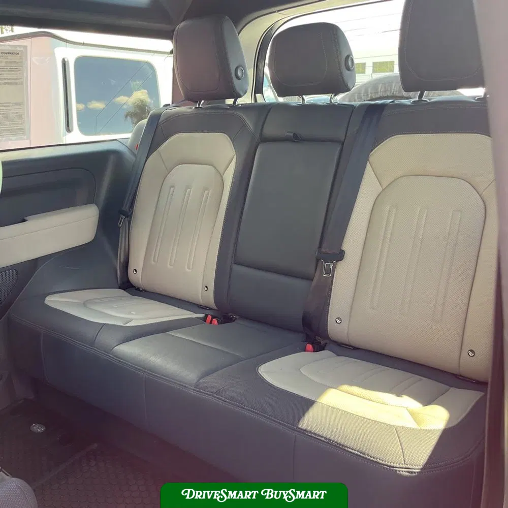 2022 Land Rover Defender 90 X-Dynamic S