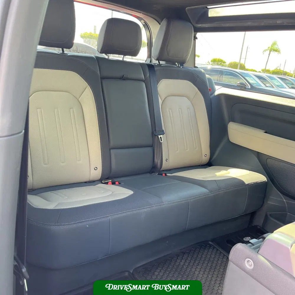 2022 Land Rover Defender 90 X-Dynamic S