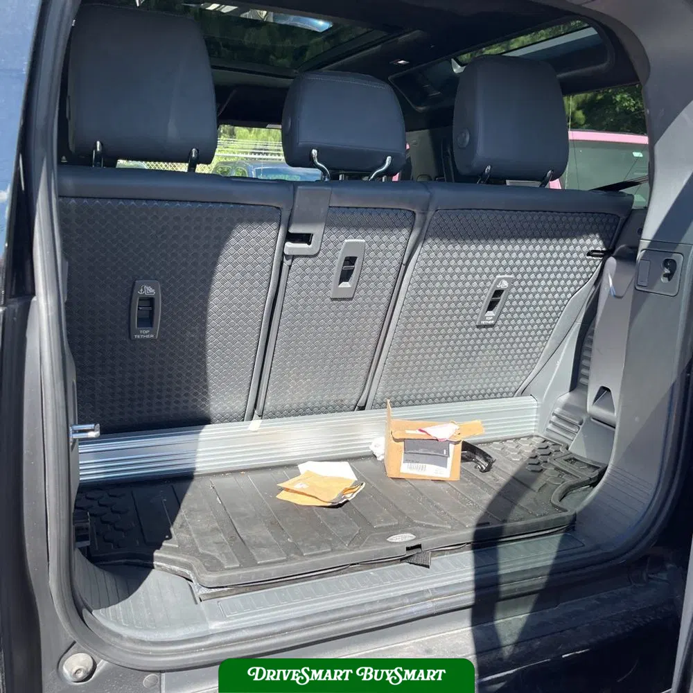 2022 Land Rover Defender 90 X-Dynamic S