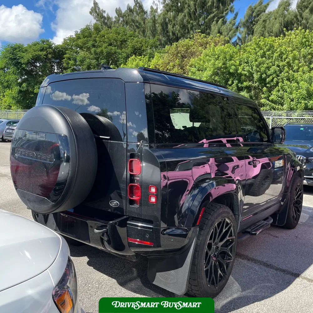2022 Land Rover Defender 90 X-Dynamic S