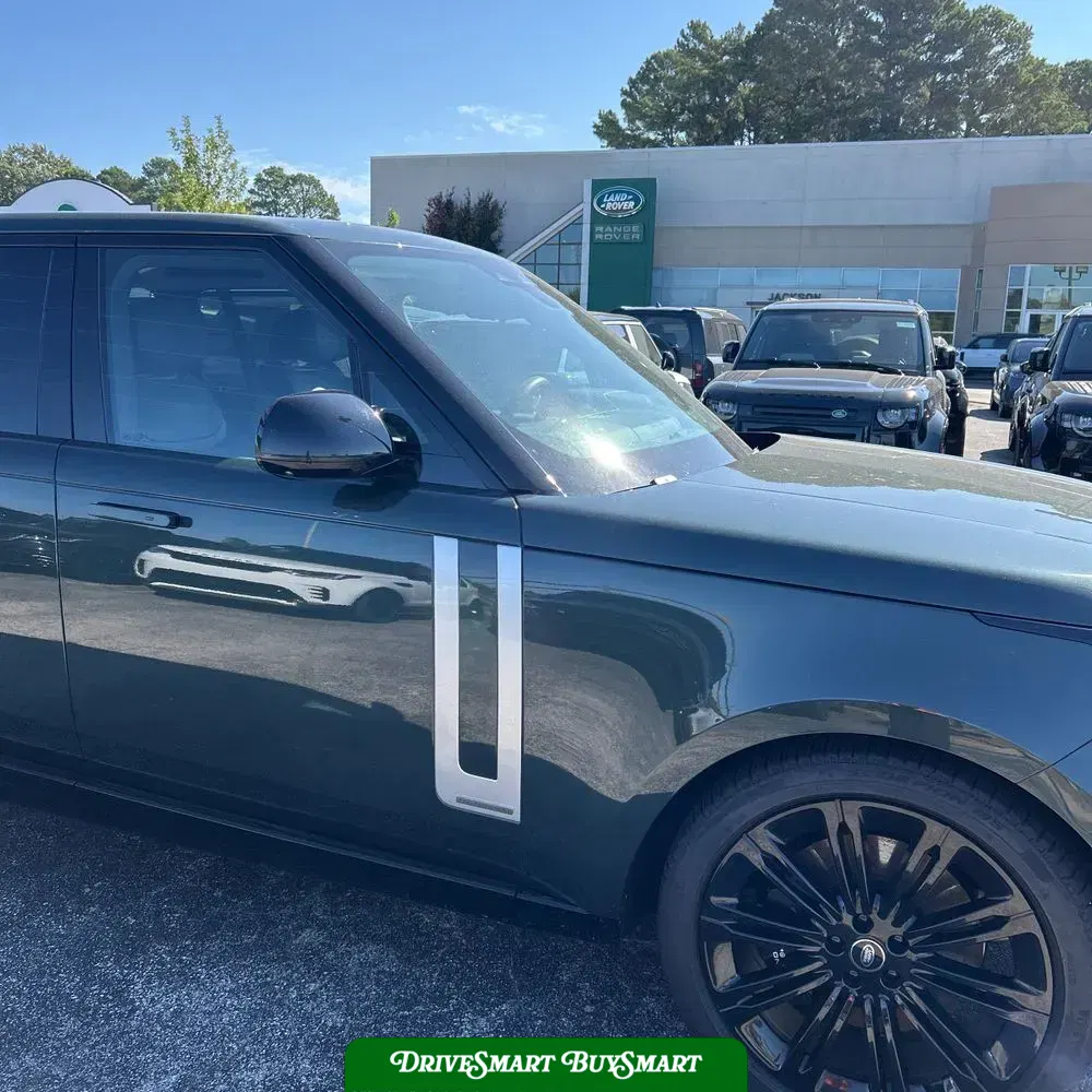 2025 Land Rover Range Rover Autobiography P530