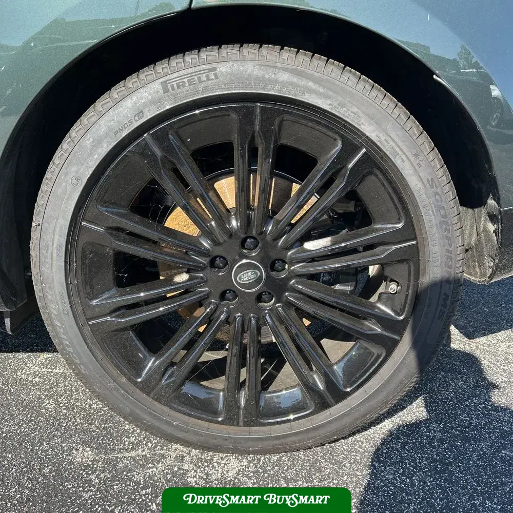 2025 Land Rover Range Rover Autobiography P530