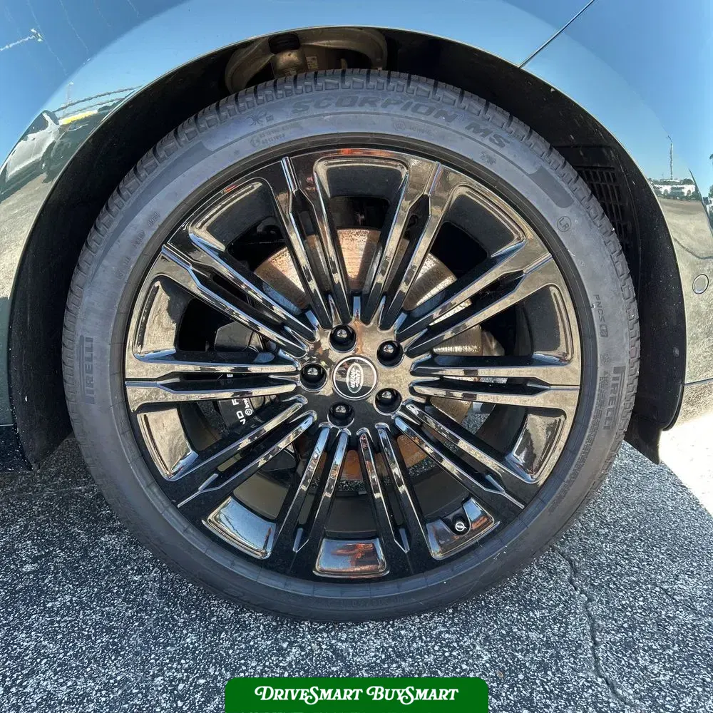 2025 Land Rover Range Rover Autobiography P530