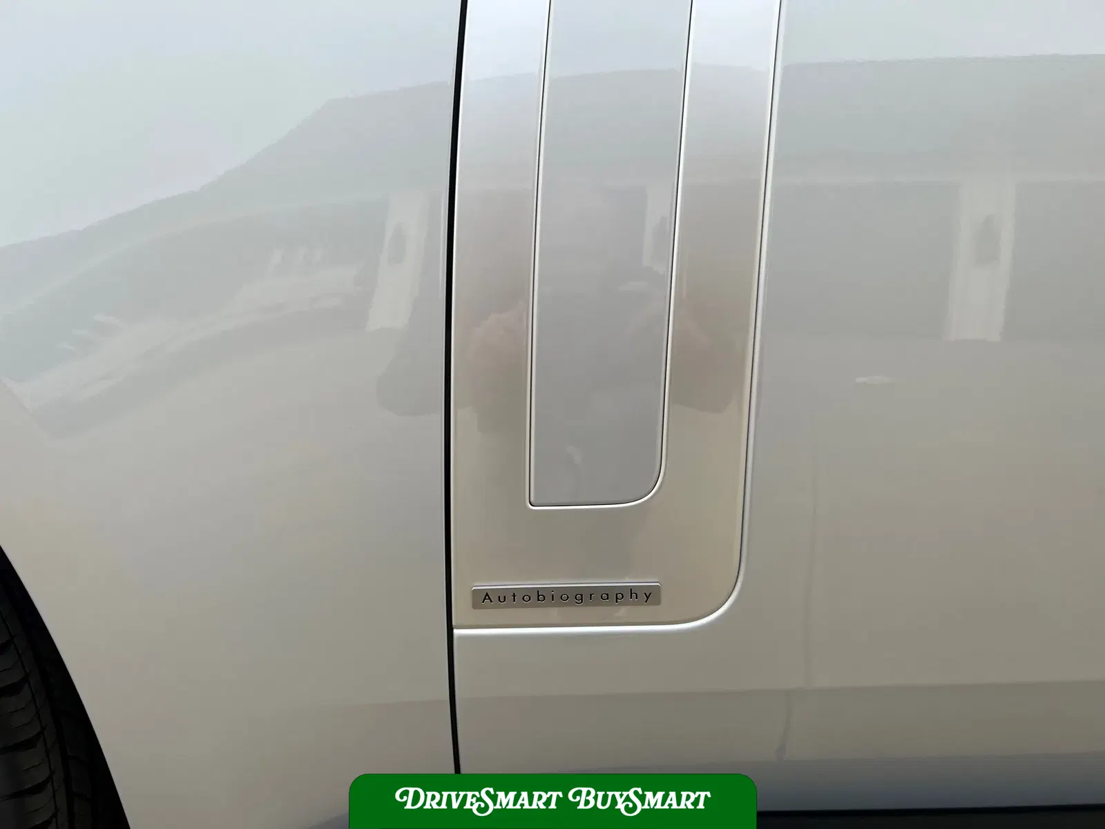 2023 Land Rover Range Rover Autobiography LWB