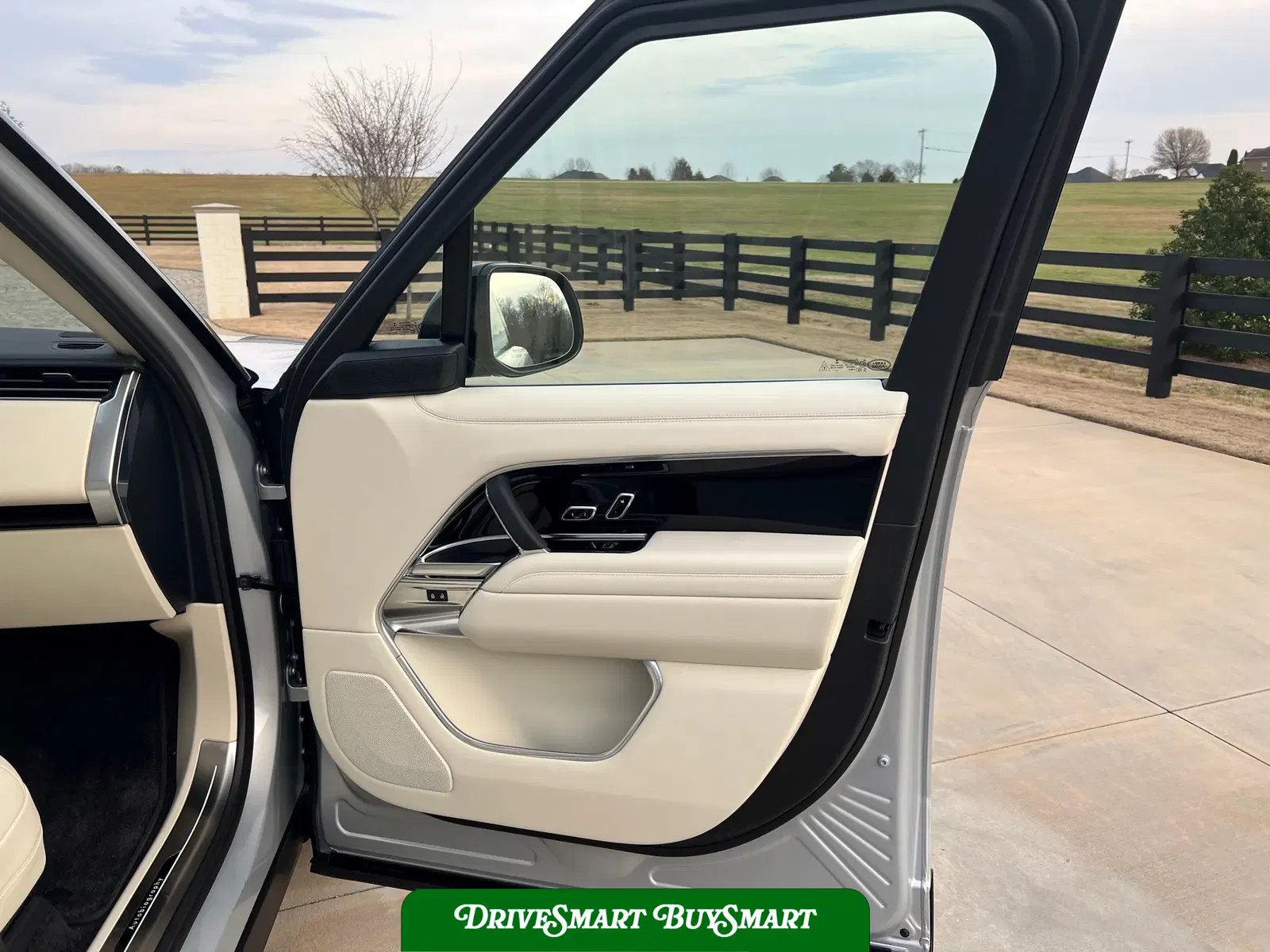 2023 Land Rover Range Rover Autobiography LWB