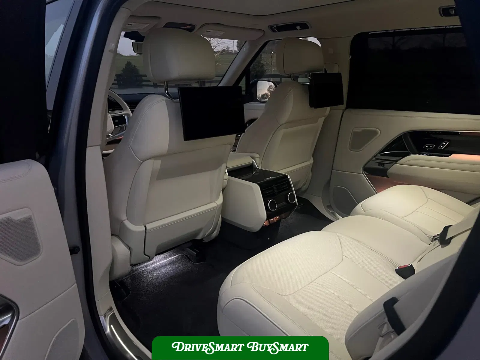 2023 Land Rover Range Rover Autobiography LWB