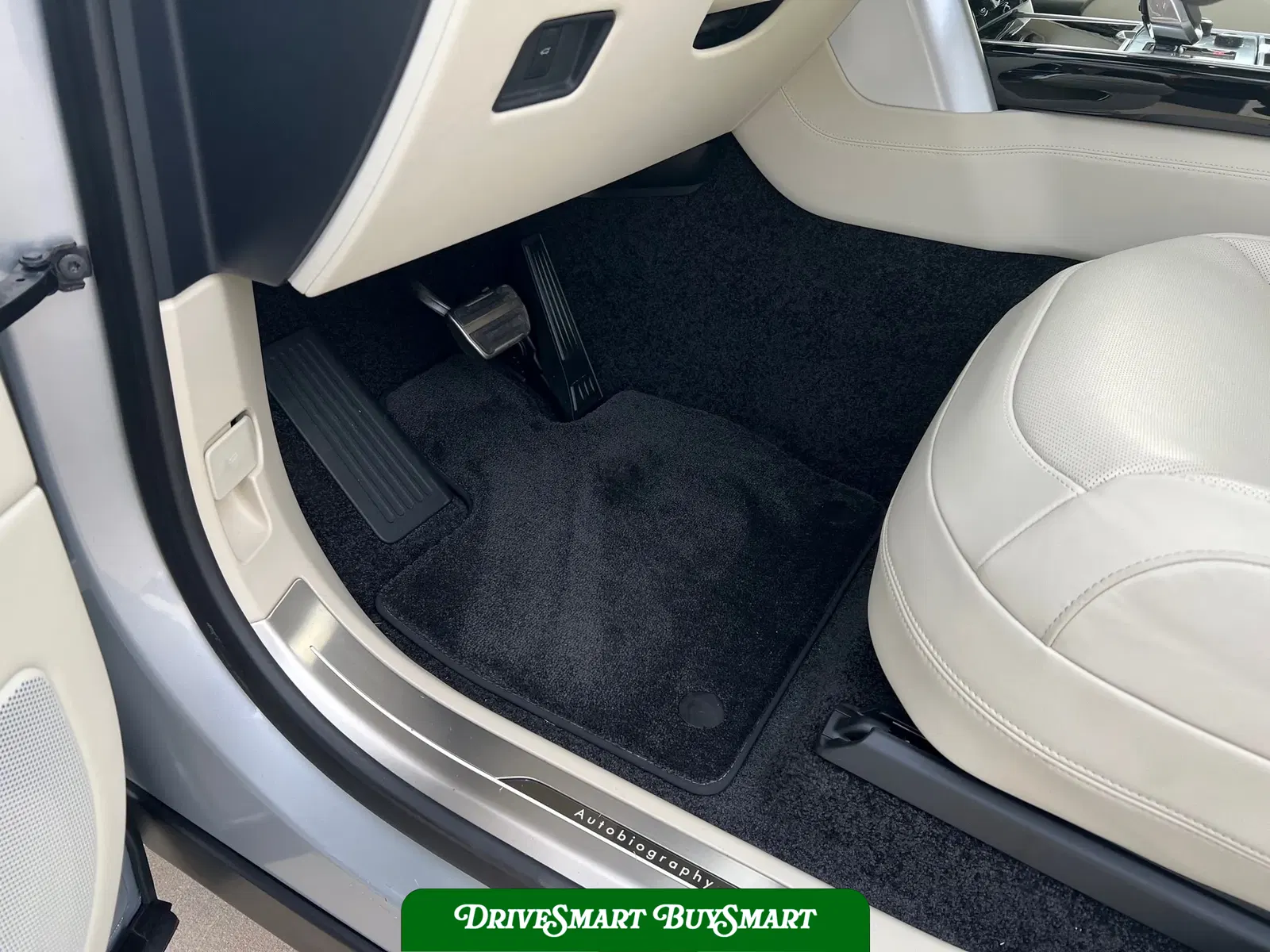 2023 Land Rover Range Rover Autobiography LWB