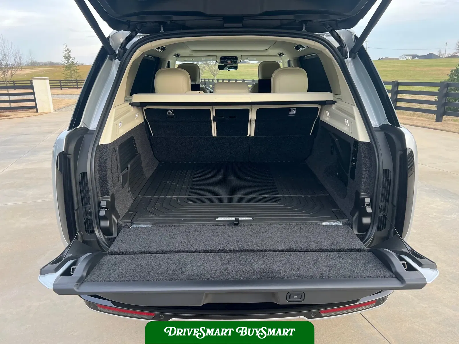 2023 Land Rover Range Rover Autobiography LWB