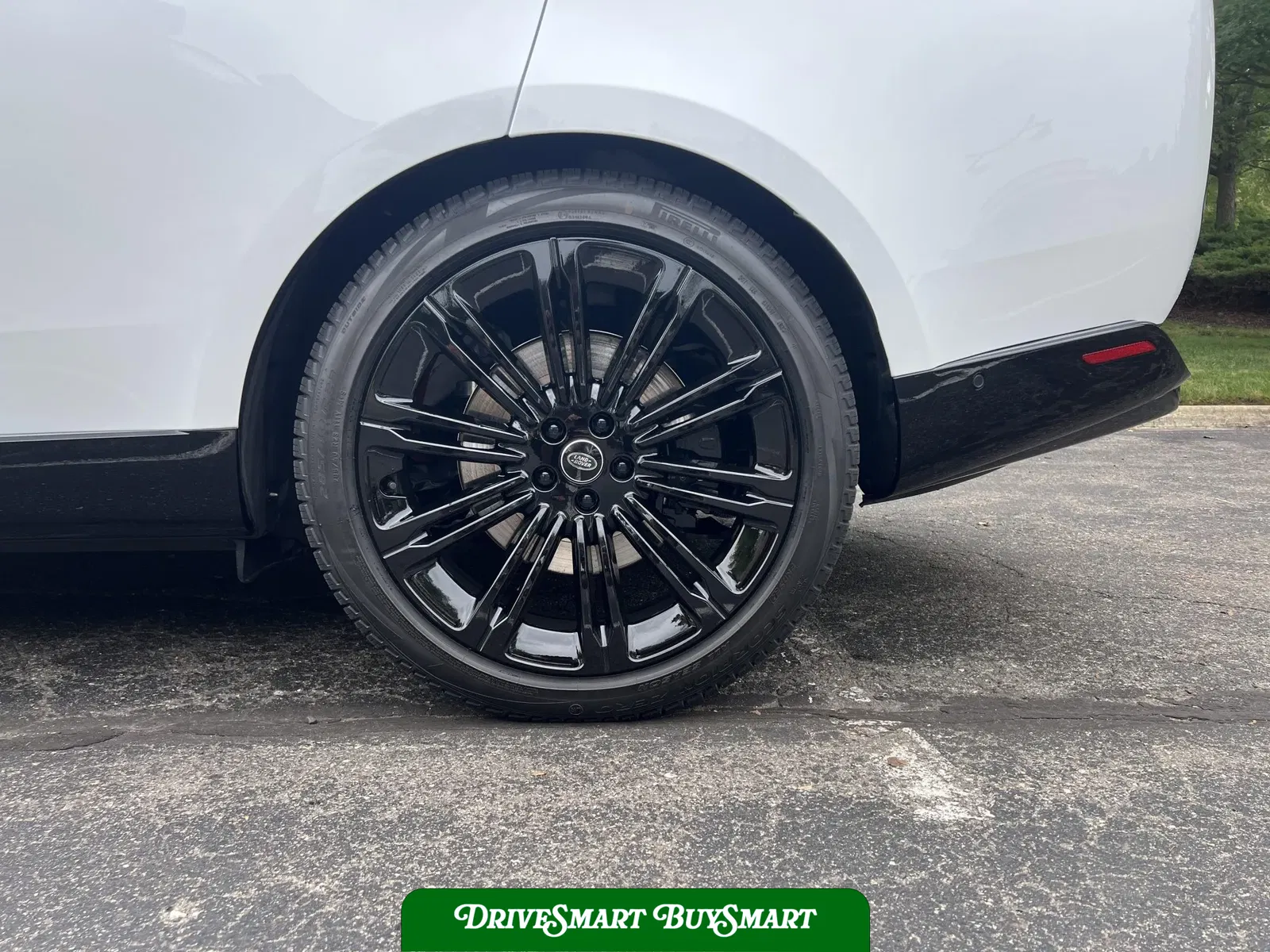 2023 Land Rover Range Rover Autobiography LWB