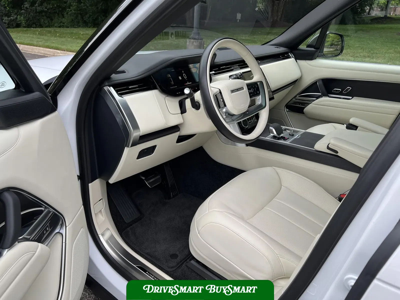 2023 Land Rover Range Rover Autobiography LWB