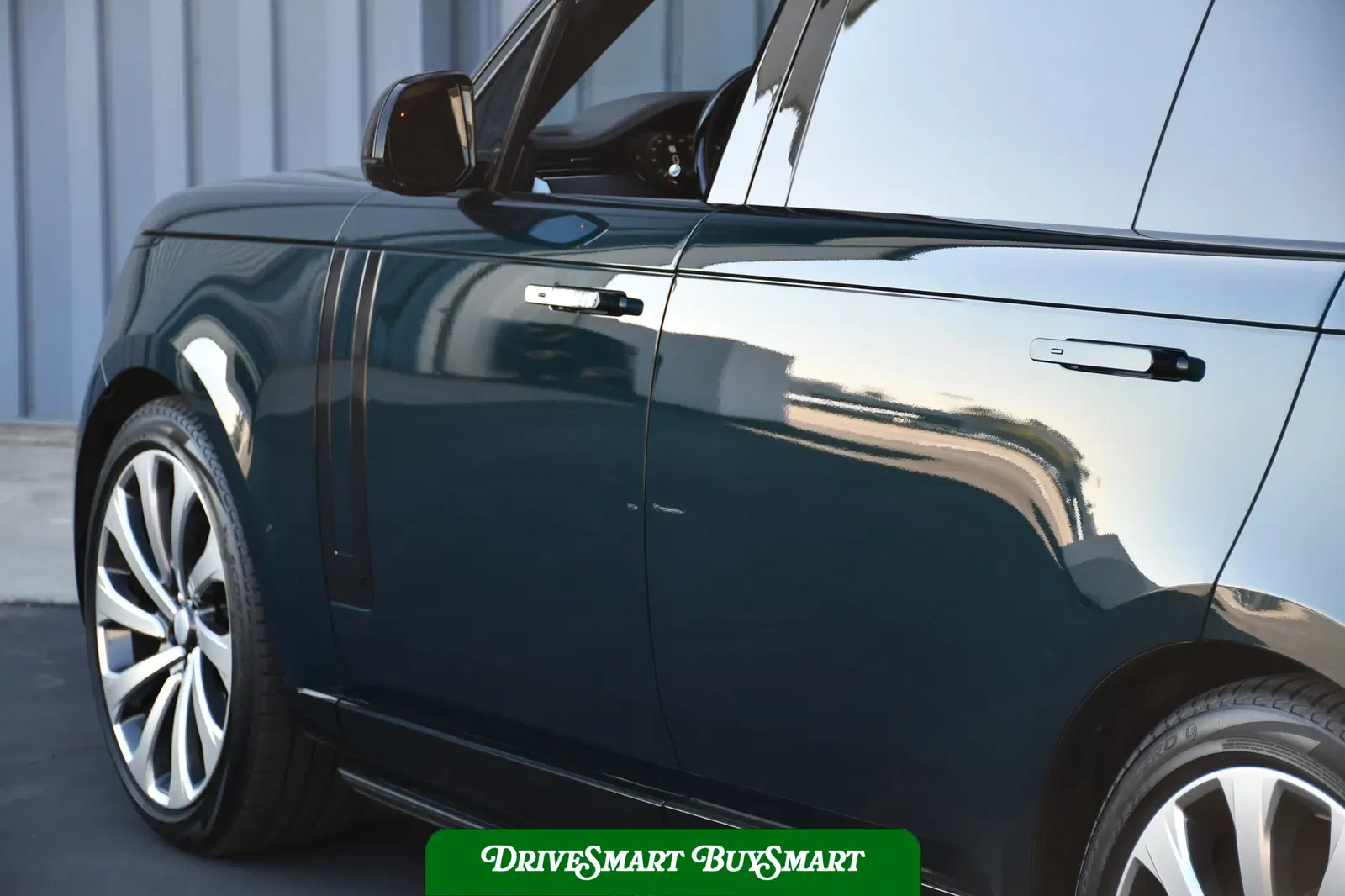 2023 Land Rover Range Rover Autobiography LWB