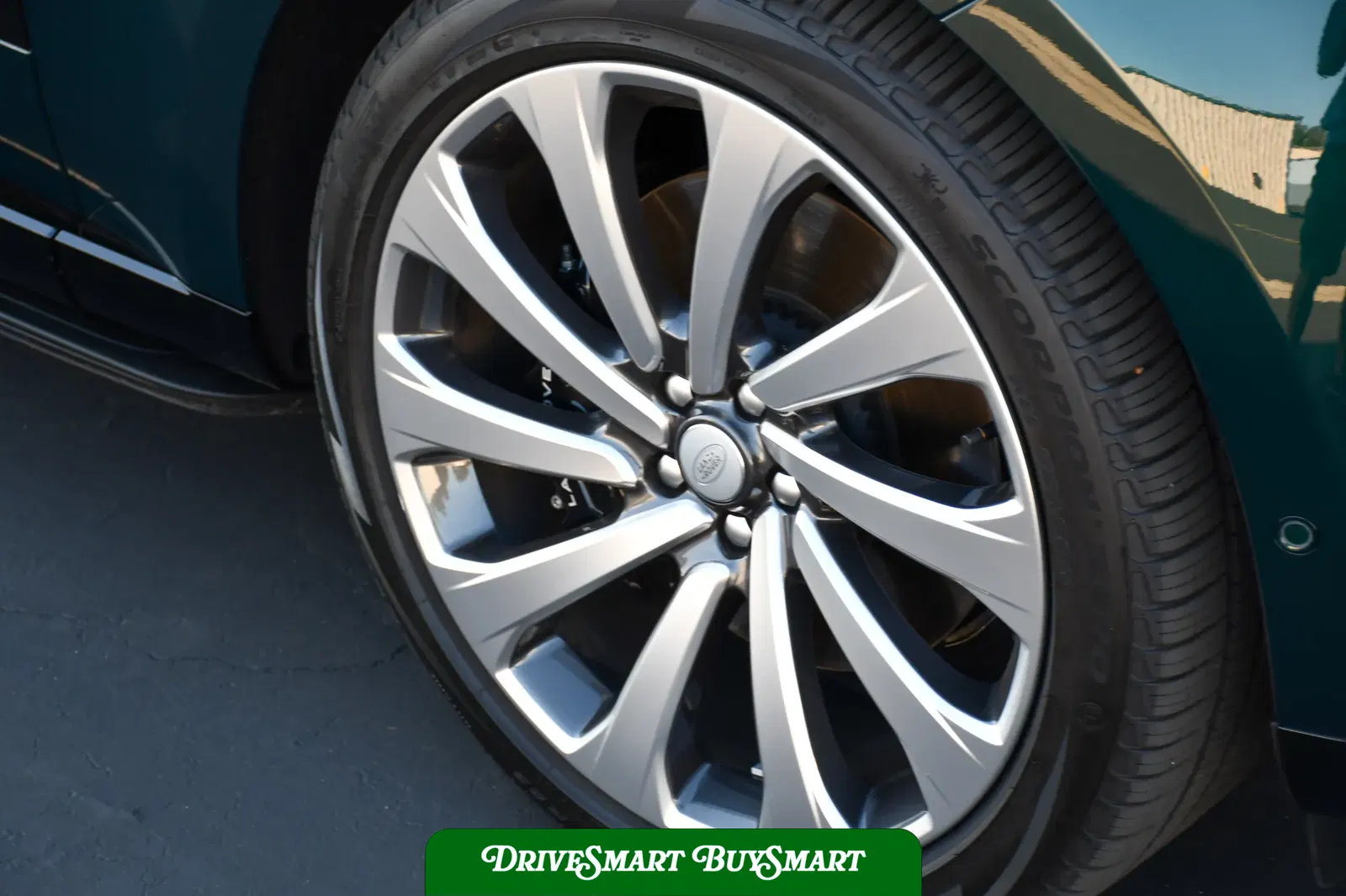 2023 Land Rover Range Rover Autobiography LWB