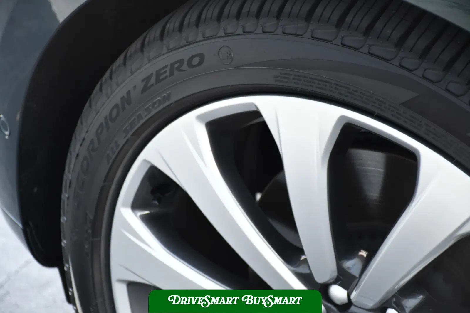 2023 Land Rover Range Rover Autobiography LWB