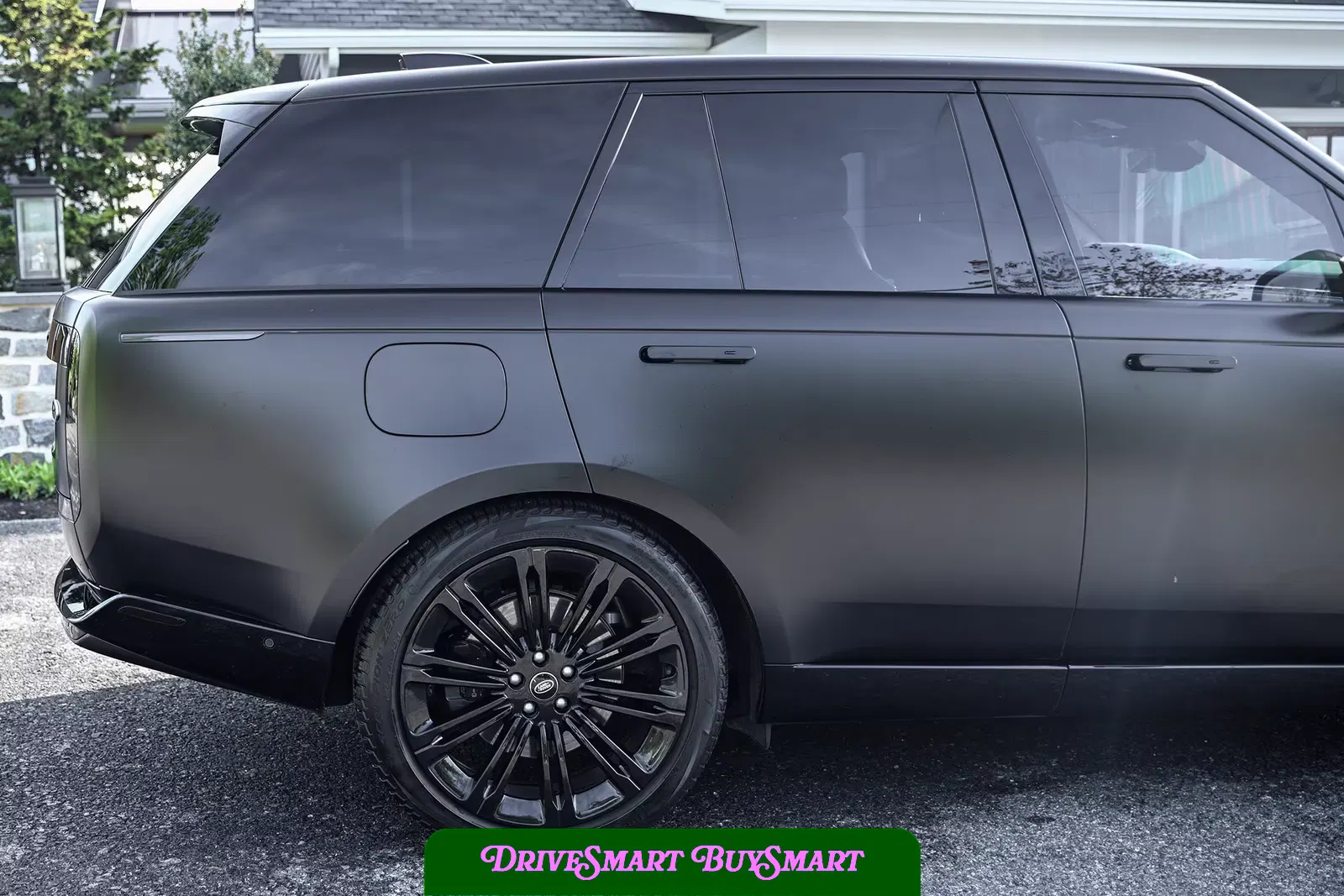 2023 Land Rover Range Rover SE P530