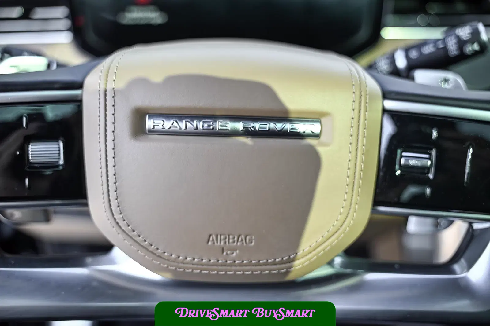 2023 Land Rover Range Rover SE P530
