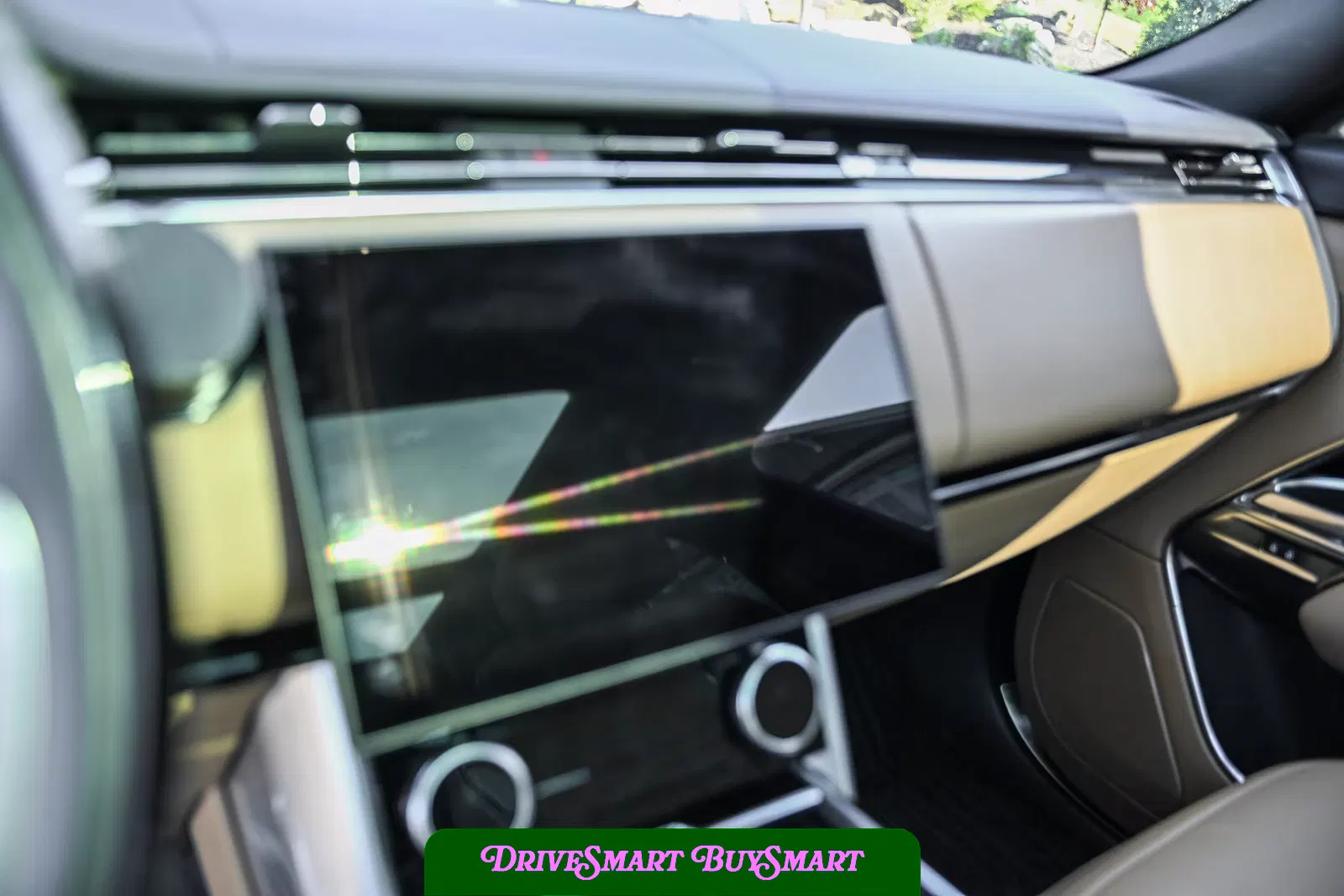 2023 Land Rover Range Rover SE P530