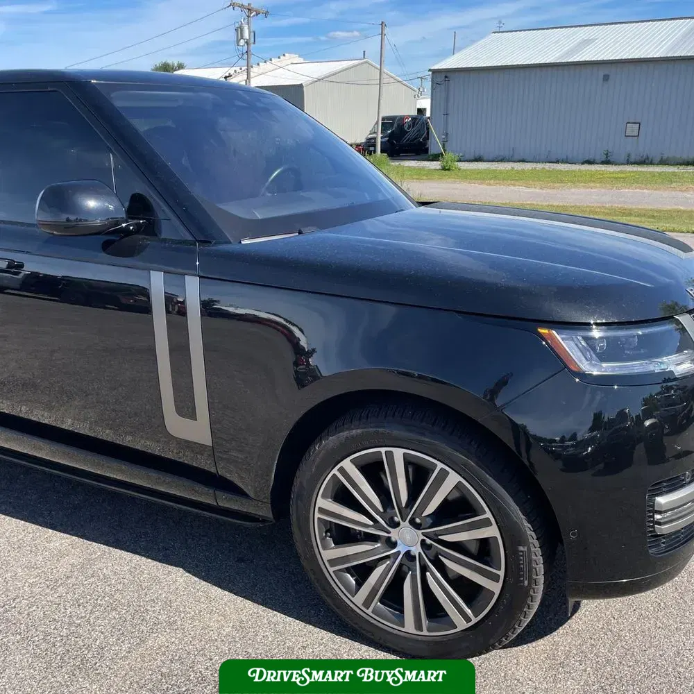 2023 Land Rover Range Rover P530 SE