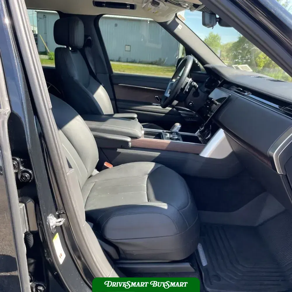 2023 Land Rover Range Rover P530 SE