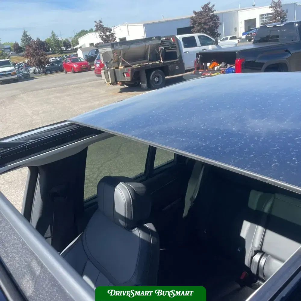2023 Land Rover Range Rover P530 SE