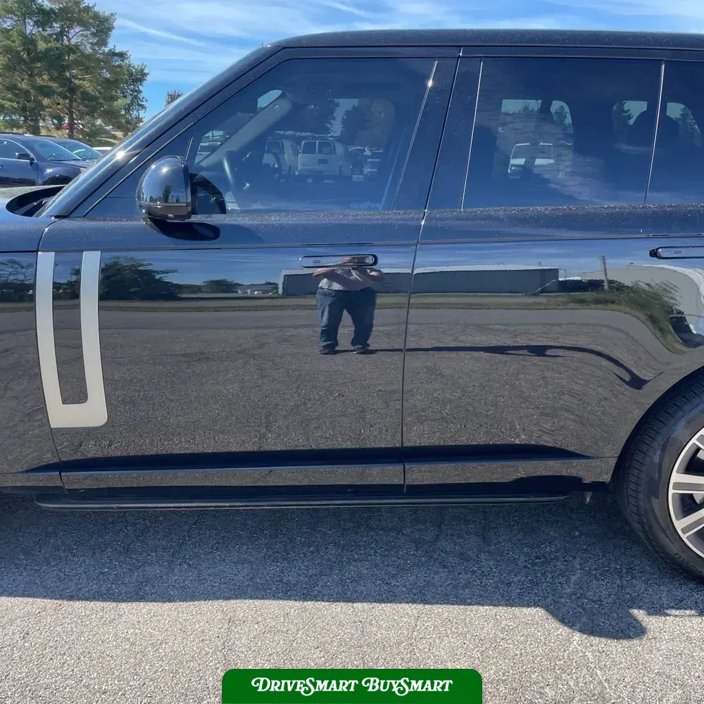 2023 Land Rover Range Rover P530 SE